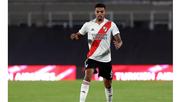 Héctor Martínez durante un partido de River.