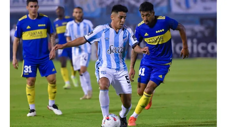 Despligue, buen pase y gol ante El Decano.