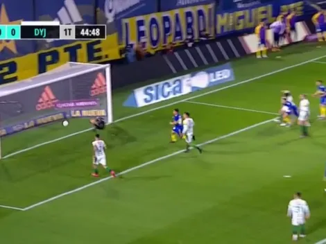 VIDEO: El palo y un milagro le dijeron que no a Luis Vázquez tras un tremendo cabezazo