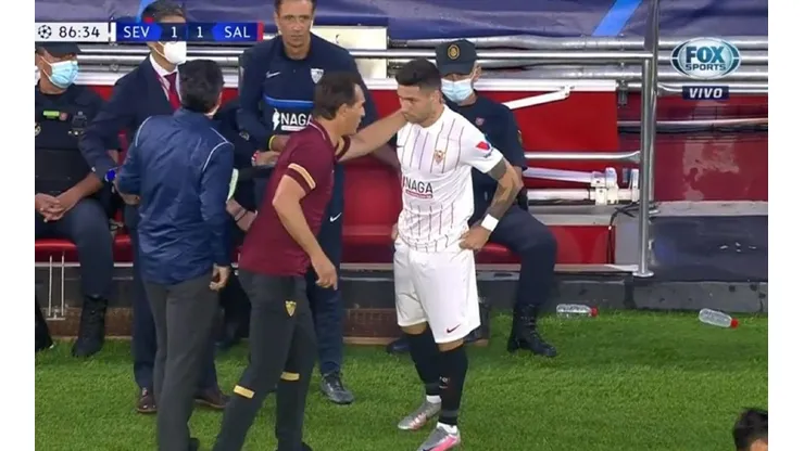 El momento del ingreso de Gonzalo Montiel.