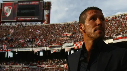 Diego Simeone en el Estadio Monumental (Foto: Getty)