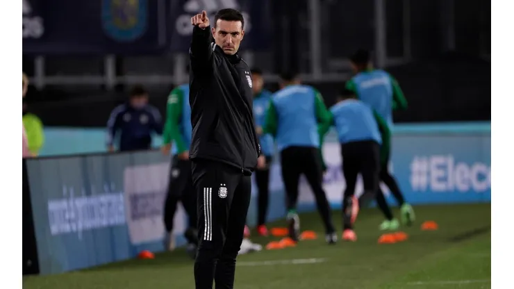Scaloni repartió elogios para sus dirigidos, para Messi y ¡para River!