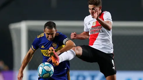 Carlos Izquierdoz y Julián Álvarez, Superclásico por Copa Argentina (Foto: Getty Images)