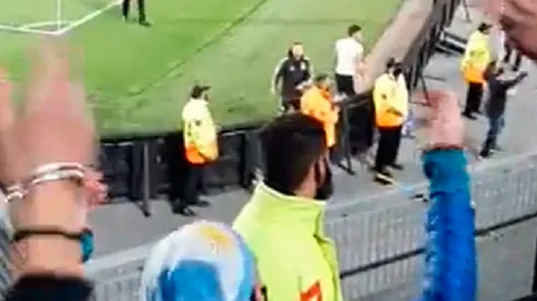 Video: la gente empezó a gritarle y el Papu metió un baile para el delire de la tribuna