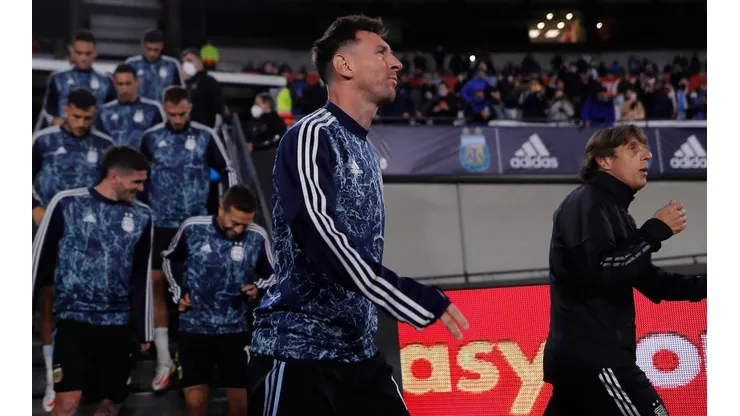 Lionel hizo explotar al Monumental: "Que de la mano de Leo Messi"