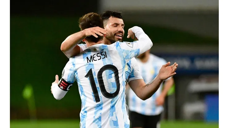 El Kun Agüero habló por primera vez de la salida de Messi del Barcelona