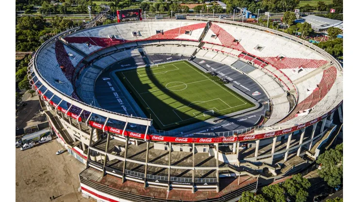 El Estadio Monumental se prepara para Argentina vs. Bolivia.