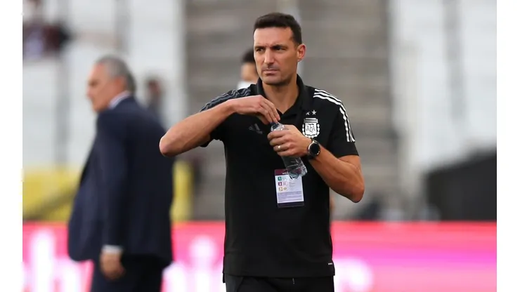 Nuevo dolor de cabeza para Lionel Scaloni.