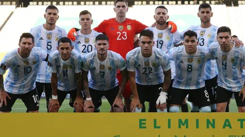 Los once de Argentina contra Brasil.