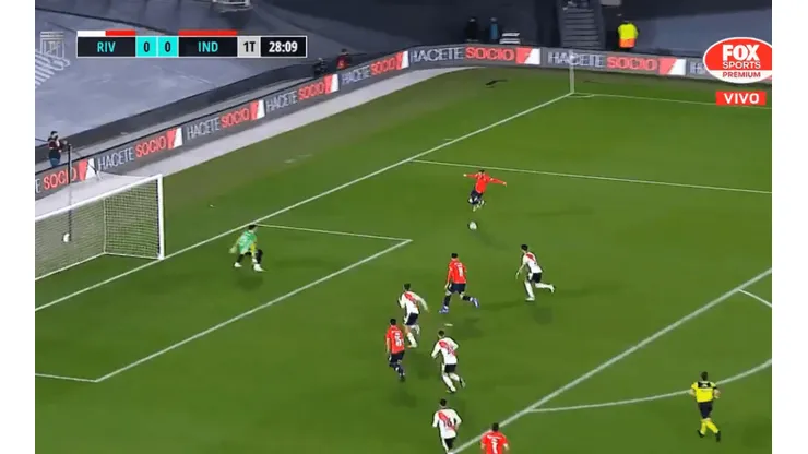 Video: Bustos puso el 1 a 0 de Independiente, que está mucho mejor que River
