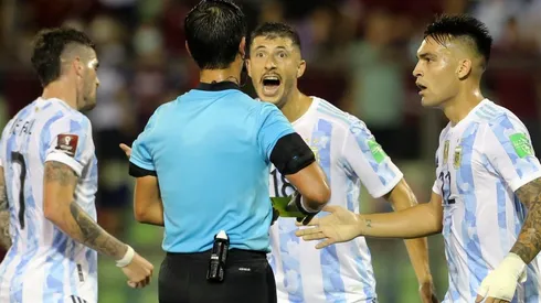 El triste antecedente de la Selección Argentina con el árbitro del partido ante Brasil