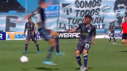 Santiago Vergini dejó muy dolorido a su compañero.