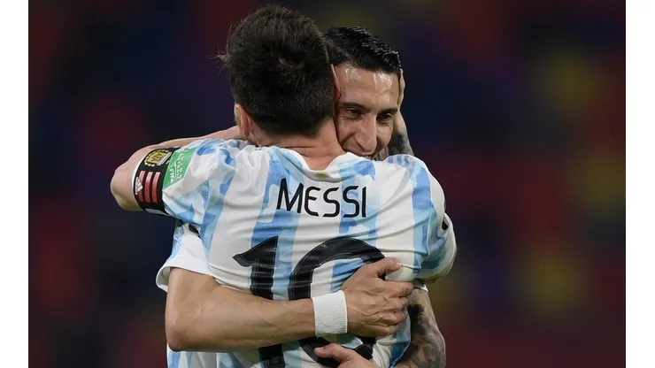 Di María confesó cómo es compartir equipo con Messi además de la Selección