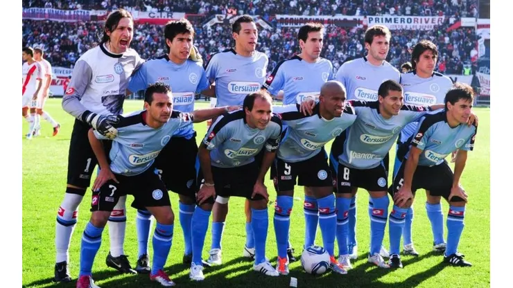 En detalle: cómo fue el llamado de Maradona al plantel de Belgrano