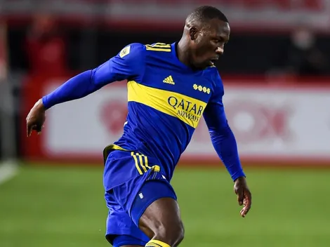 Advíncula viajó con Perú a pesar de su lesión ante Racing