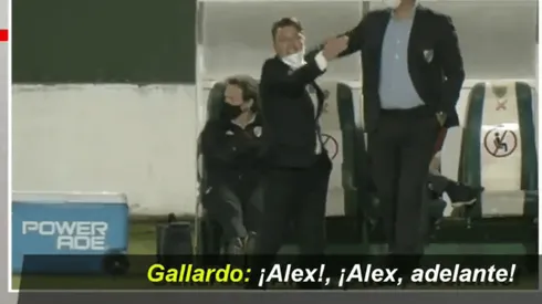 Gallardo, enérgico con Alex Vigo.