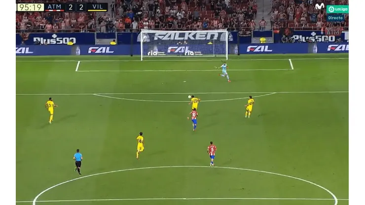 Video: en la última jugada del partido, Atlético Madrid empató con un insólito gol en contra