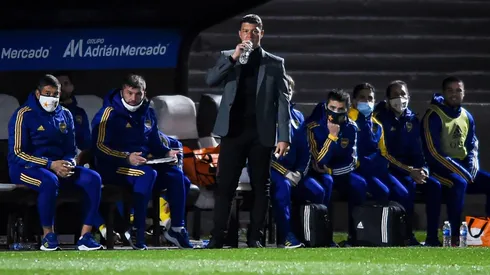 Con un inesperado cambio y una esperada vuelta: el once de Boca para recibir a Racing