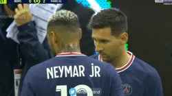 Messi entró por Neymar e hizo su debut en el PSG