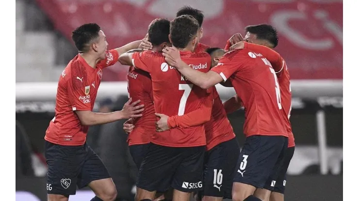 La celebración de los jugadores de Independiente.
