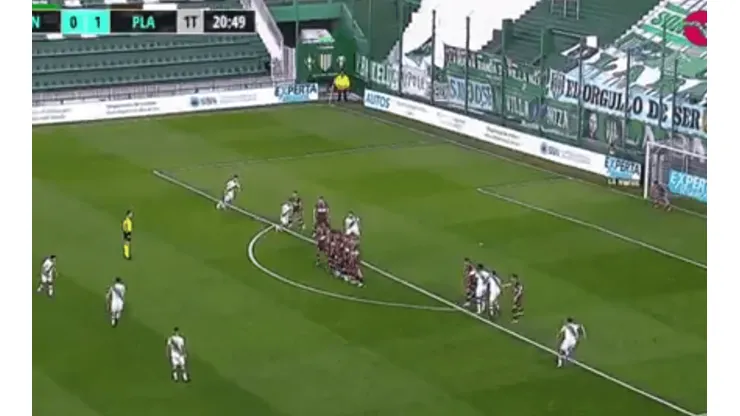 En los pies de Jesús: Dátolo convirtió el gol de la fecha con un tiro libre para enmarcar