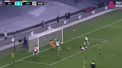 Como en los viejos tiempos: Enzo pisó el área y puso el 2-0