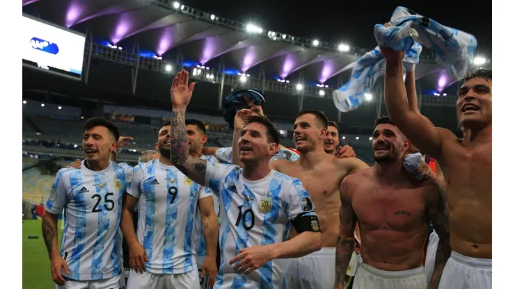 Oficial: los cuatro argentinos que la Premier no deja viajar para las Eliminatorias