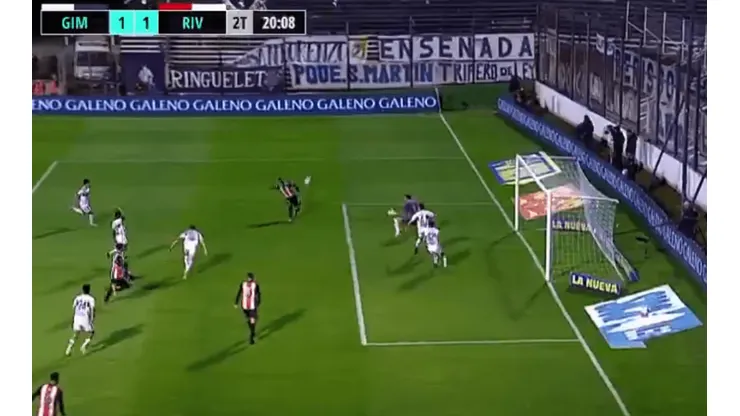 Insólito errado: Suárez se perdió un gol servido para volver a poner en ventaja a River