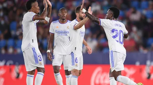 El Real Madrid no pudo con el Levante y rescató un agónico empate 3 a 3