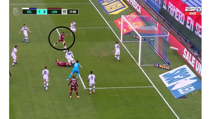 El gol errado por Lautaro Acosta.