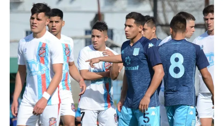 Los chicos de Racing no pudieron en Sarandí.