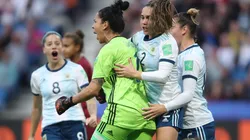 La Selección Argentina Femenina haciendo historia décadas más tarde en el Mundial de 2019 (Foto: Getty Images)