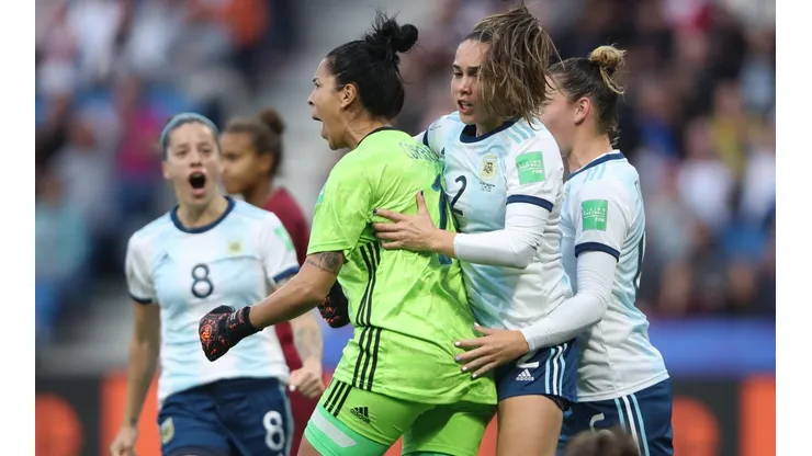 La Selección Argentina Femenina haciendo historia décadas más tarde en el Mundial de 2019 (Foto: Getty Images)
