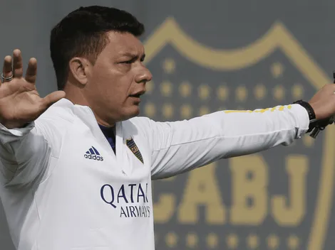 Battaglia probó con Pavón y Vázquez en la delantera