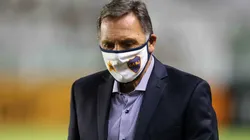 Miguel Russo tiene un pie afuera de Boca.