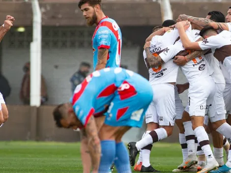 Bajo una intensa niebla, Platense salió del fondo y le ganó 2 a 1 a Arsenal