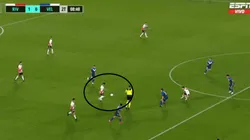 Desde ahí, el pase de cachetada de Casco