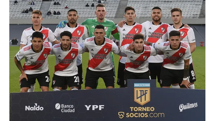 Muy flojo primer tiempo de River.