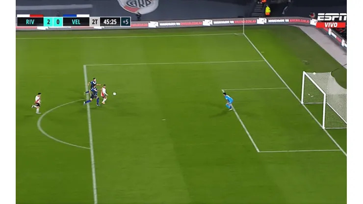 Romero se sacó la mufa y metió el gol que le aseguró el partido a River