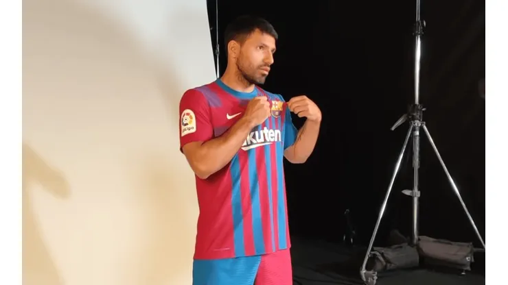 Se acabó el misterio: Agüero usará la camiseta n° 19 en el Barcelona