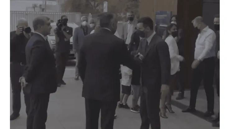 Más frío que la nieve: el saludo de Messi con Laporta antes de su despedida