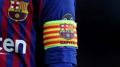 Lionel Messi deja la cinta de capitán del Barcelona (Foto: Getty Images)