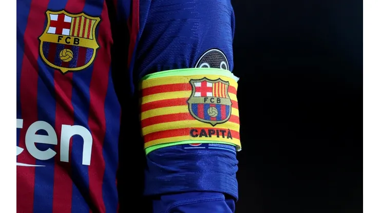Lionel Messi deja la cinta de capitán del Barcelona (Foto: Getty Images)
