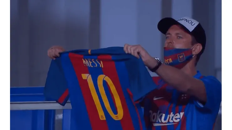 No lo dejaron hablar a Koeman: una ovación a Messi emocionante en el Joan Gamper
