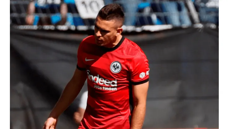 En el debut oficial de Borré, Frankfurt quedó eliminado de la Copa de Alemania (Foto: @ESPNFutbolCol vía Twitter)