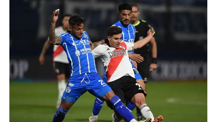 Godoy Cruz le pegó otro duro golpe a River.