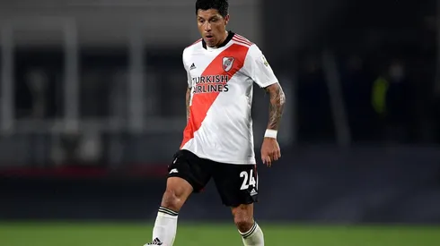 Enzo Pérez fue silbado por los allegados de Godoy Cruz siendo ex jugador del club