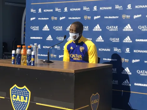Advíncula fue presentado en Boca: "Con tal de jugar me pongo hasta los guantes"