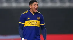 Marcos Rojo festejando su penal.