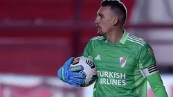 Armani tiene un antecedente que avala su decisión de arrancar atajando.